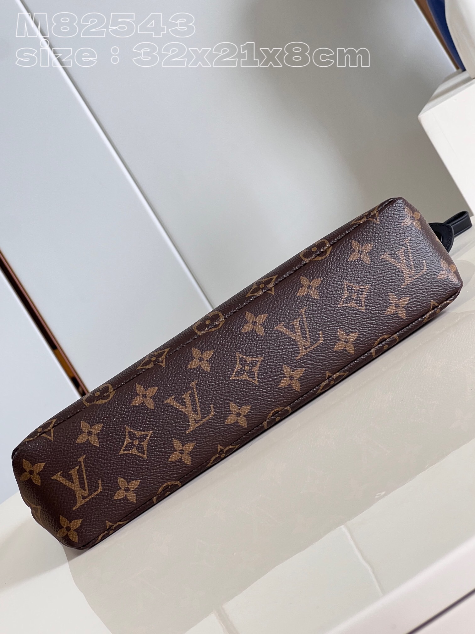 L*ouis V*uitton Top Bag
