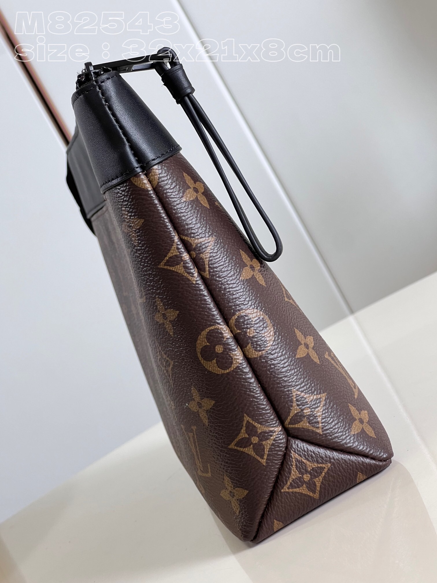 L*ouis V*uitton Top Bag