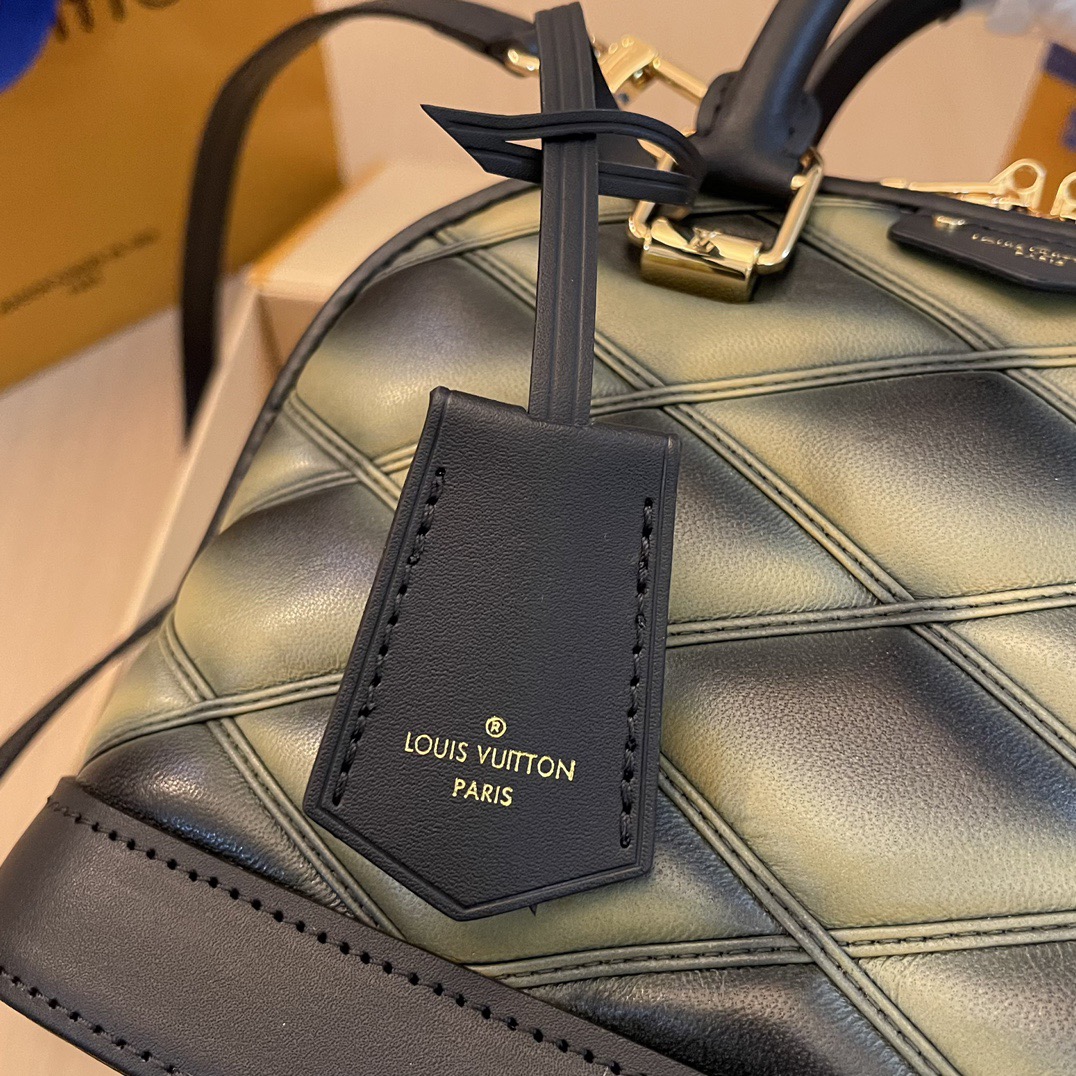 women L*ouis V*uitton Top Bag 23576