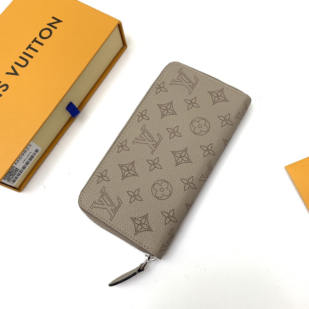 L*ouis V*uitton Top Bag