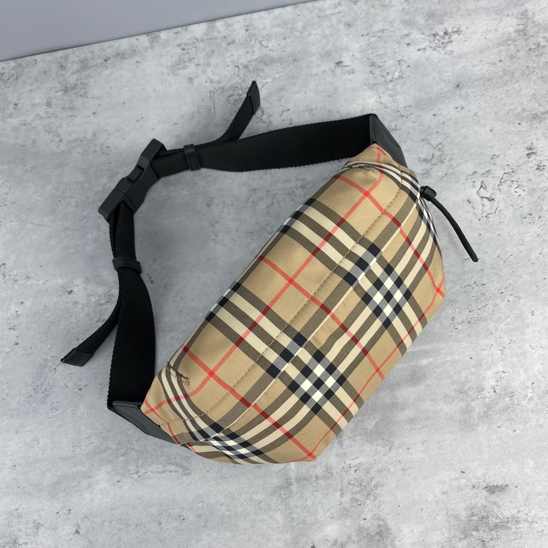 B*urberry Bag Top Quality