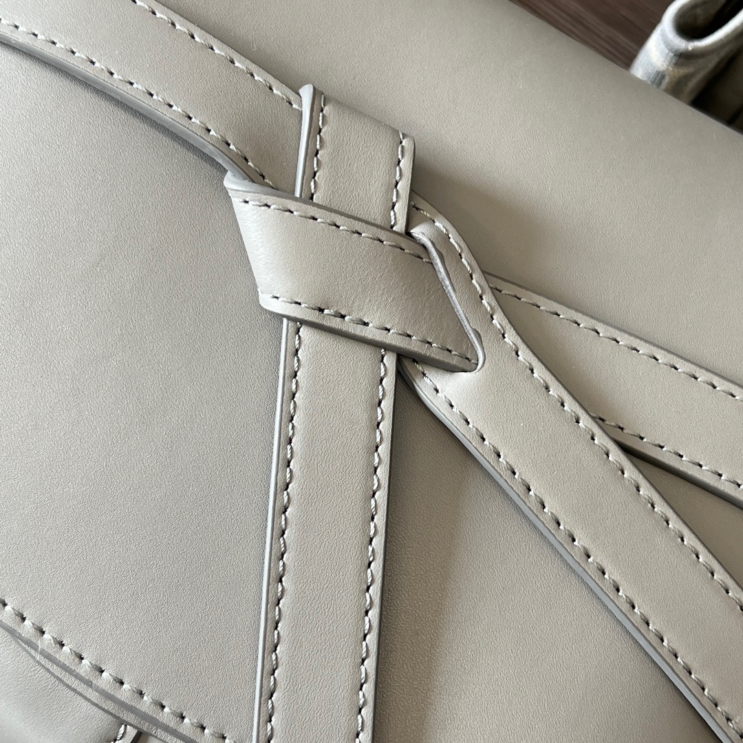 L*oewe Bag 011821 Top Quality