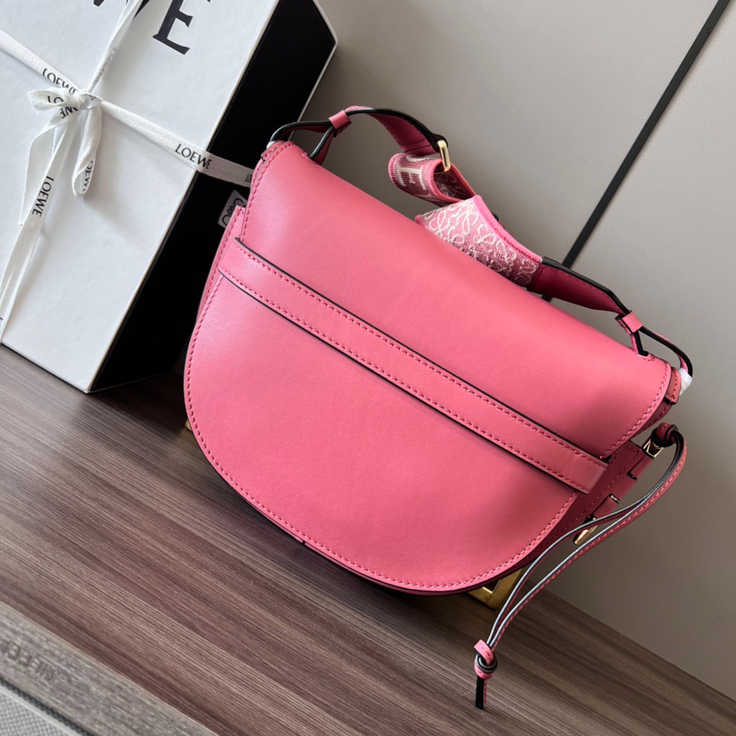 L*oewe Bag 011821 Top Quality