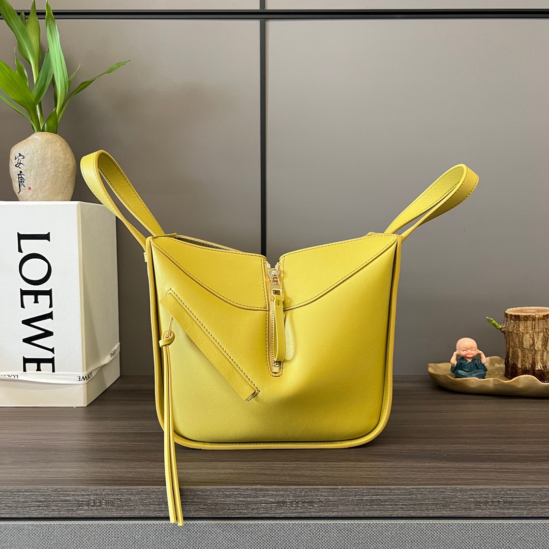 L*oewe Bag 652235 Top Quality