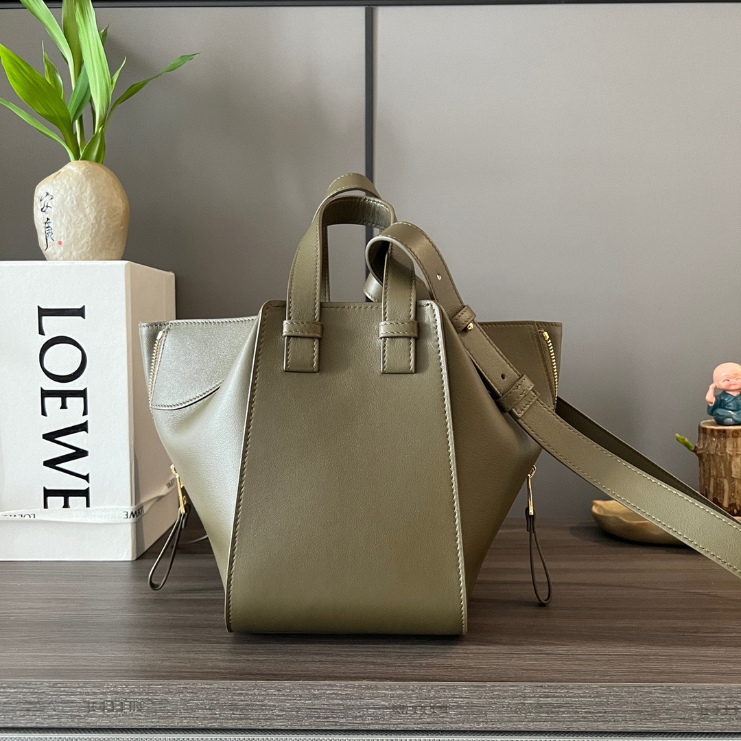 L*oewe Bag 652235 Top Quality