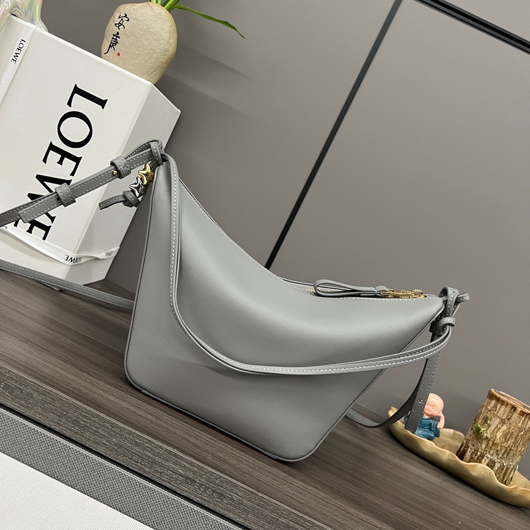 L*oewe Bag 262315 Top Quality