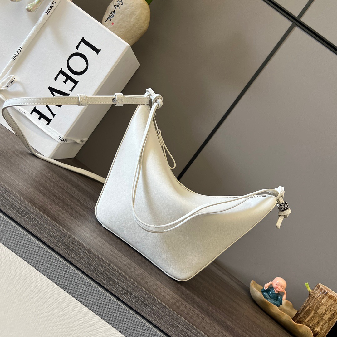 L*oewe Bag 262315 Top Quality