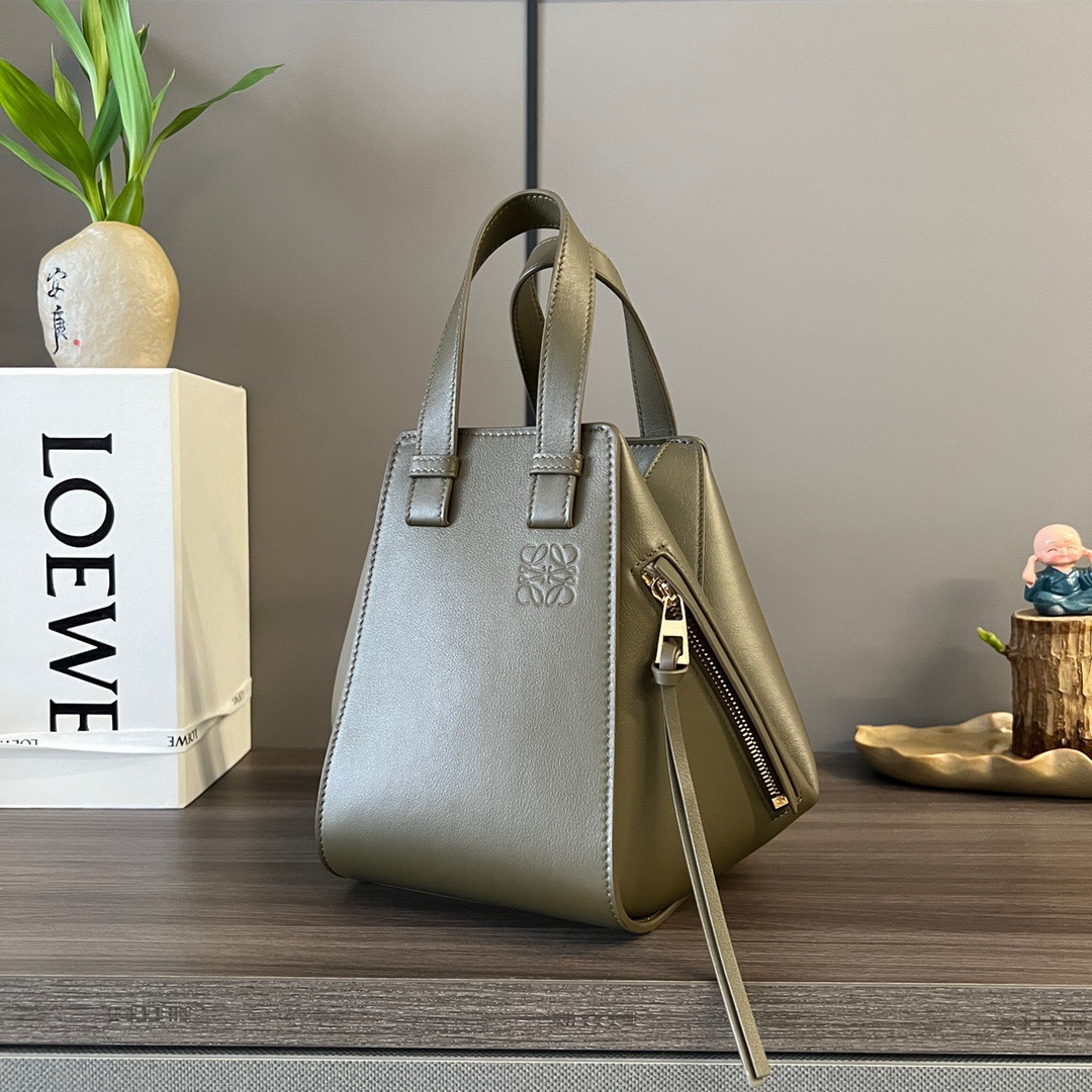 L*oewe Bag 652235 Top Quality