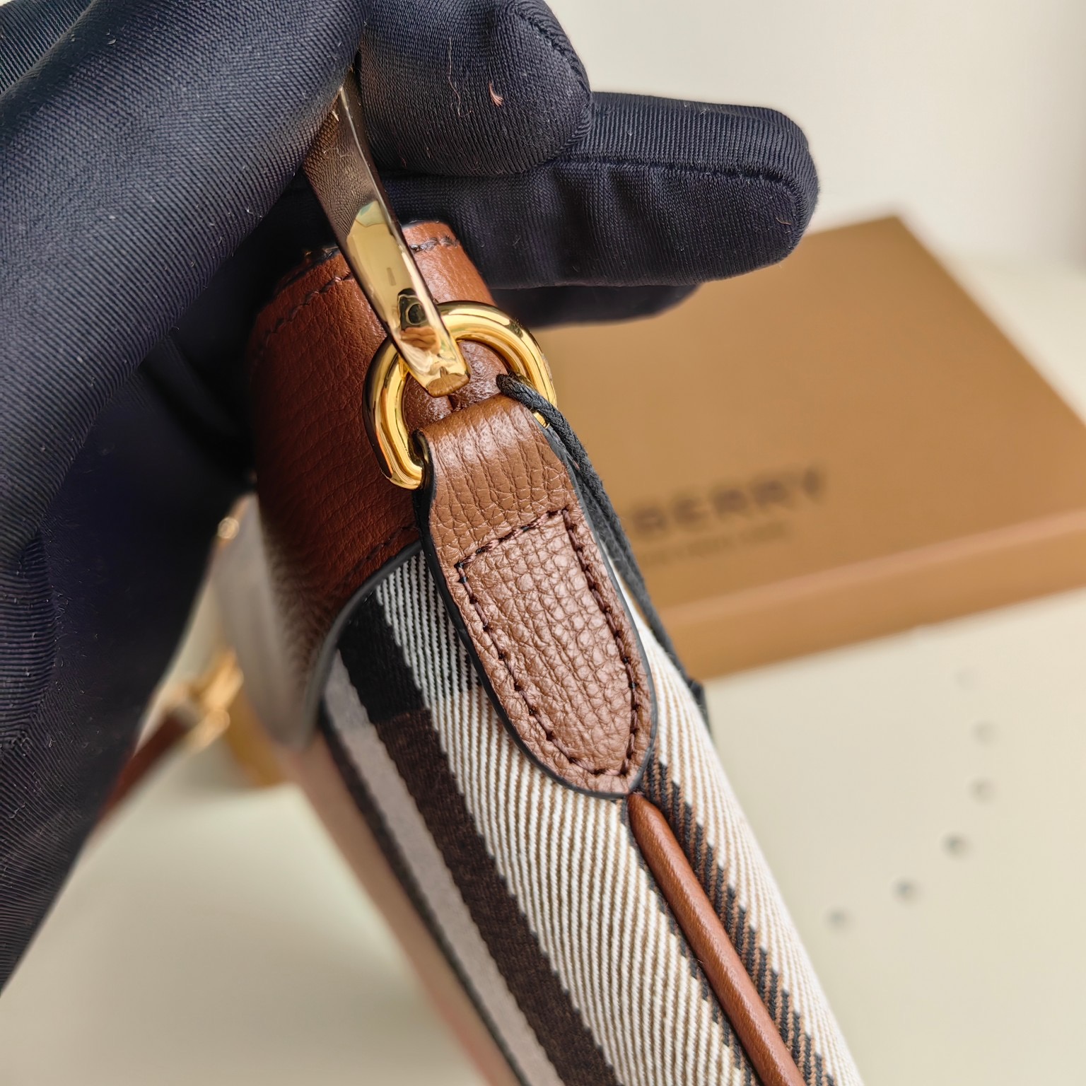 B*urberry Bag Top Quality