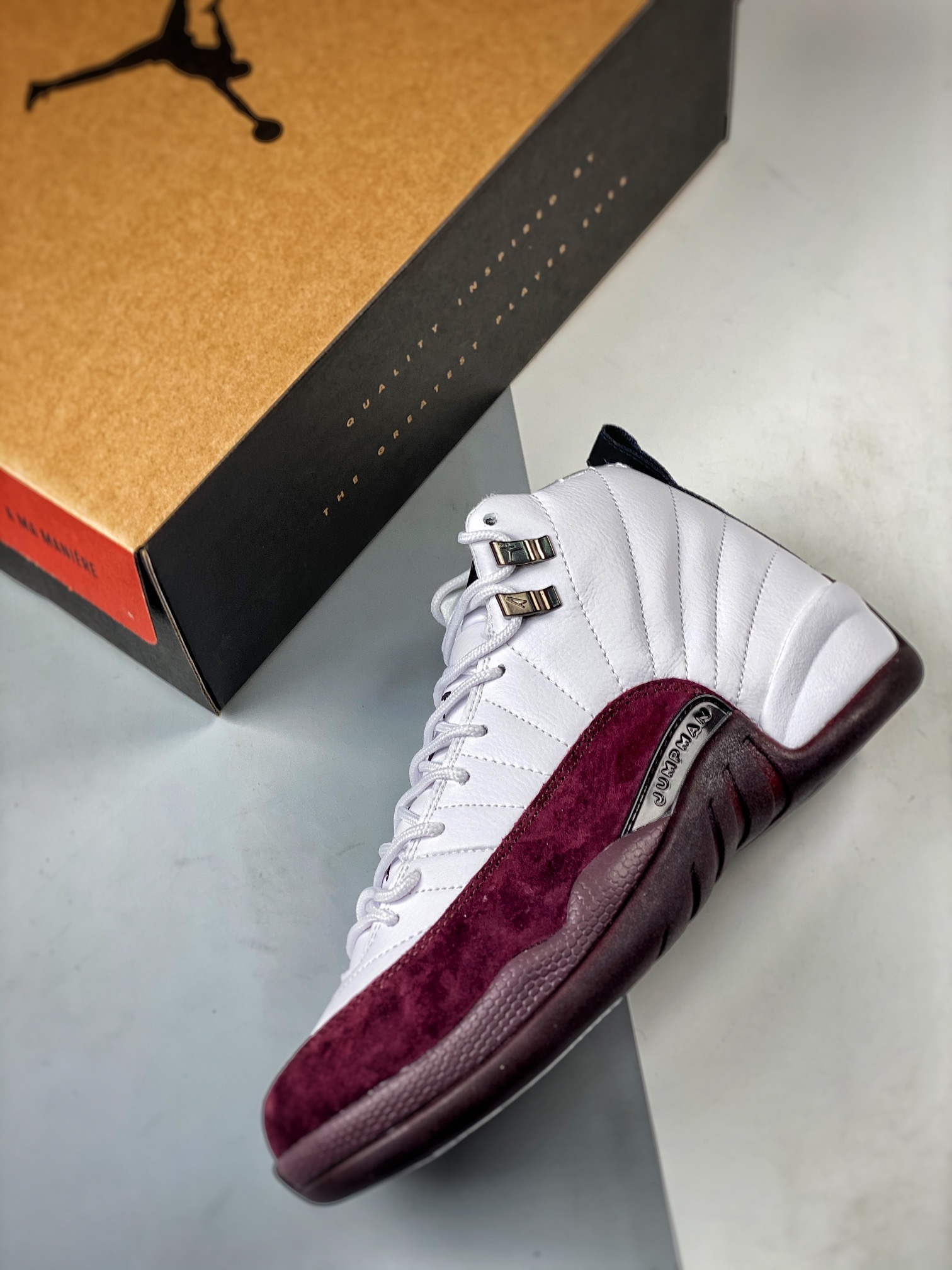 Air Jordan 12