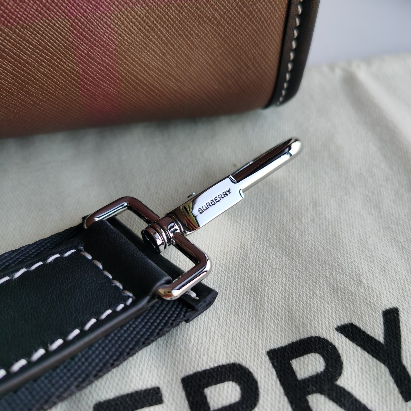 B*urberry Bag Top Quality