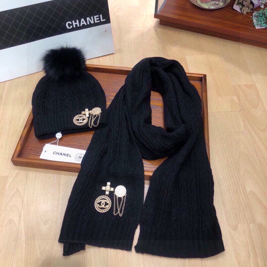Women Hat+Gloves+The scarf