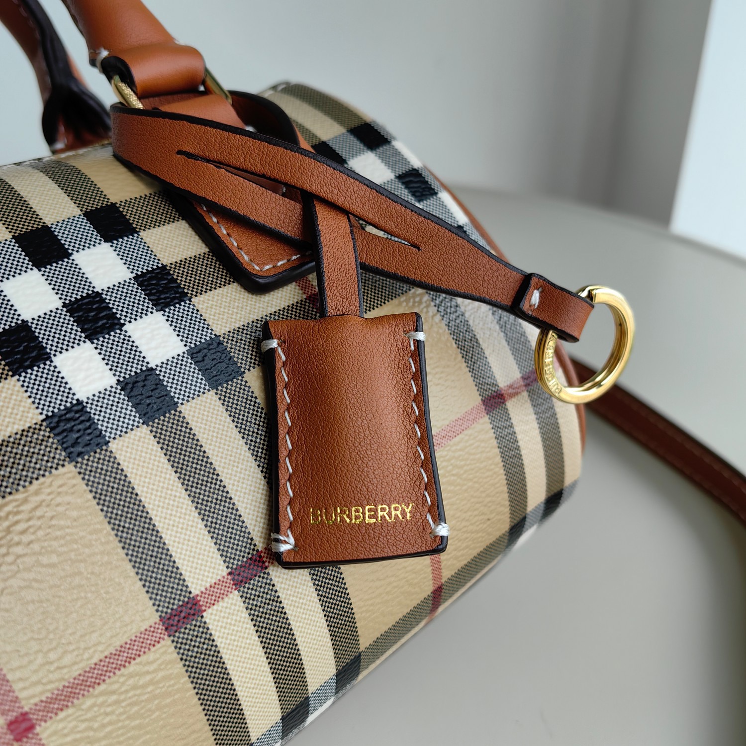 B*urberry Bag Top Quality