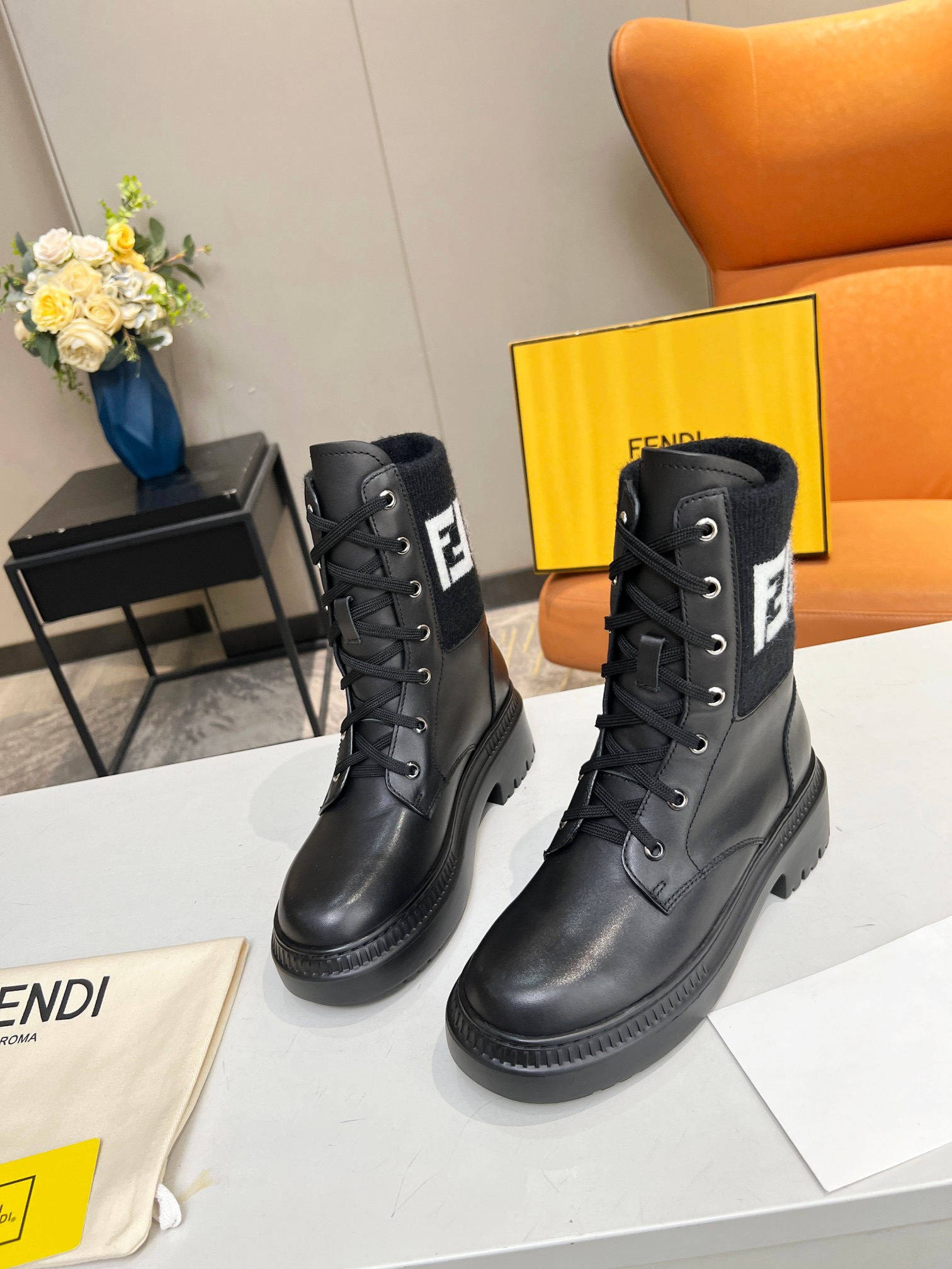 Women F*endi Top Sneaker