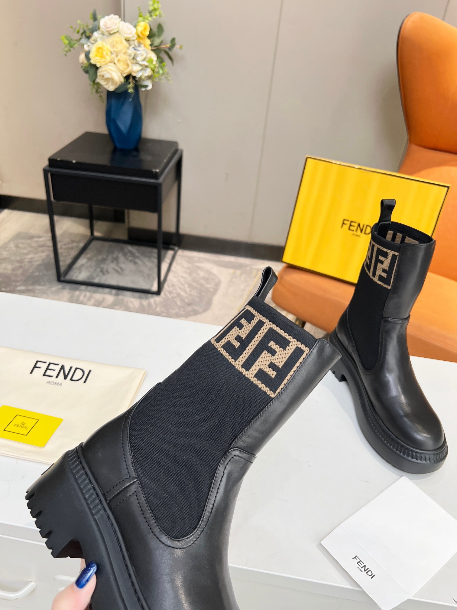 Women F*endi Top Sneaker