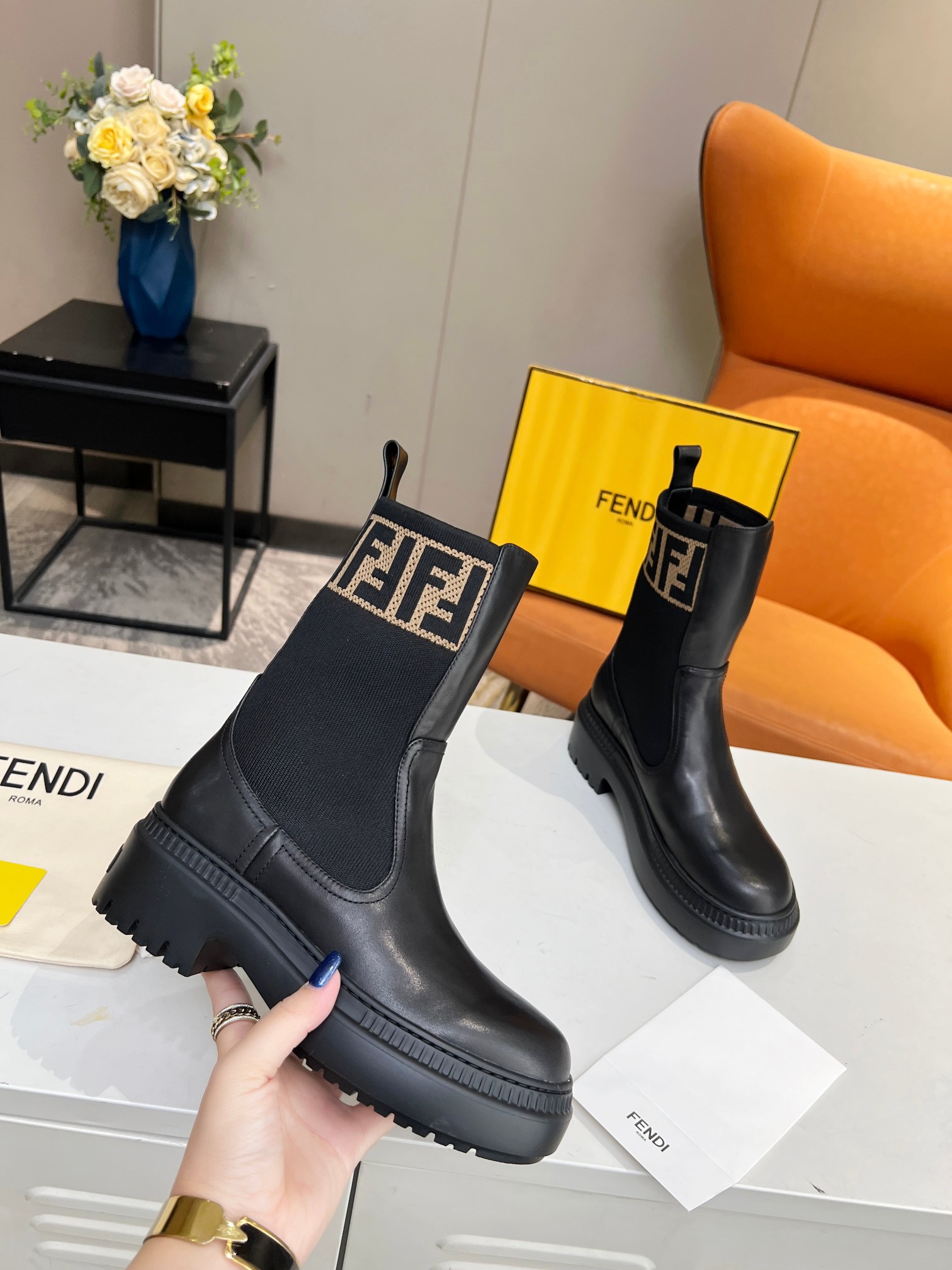 Women F*endi Top Sneaker