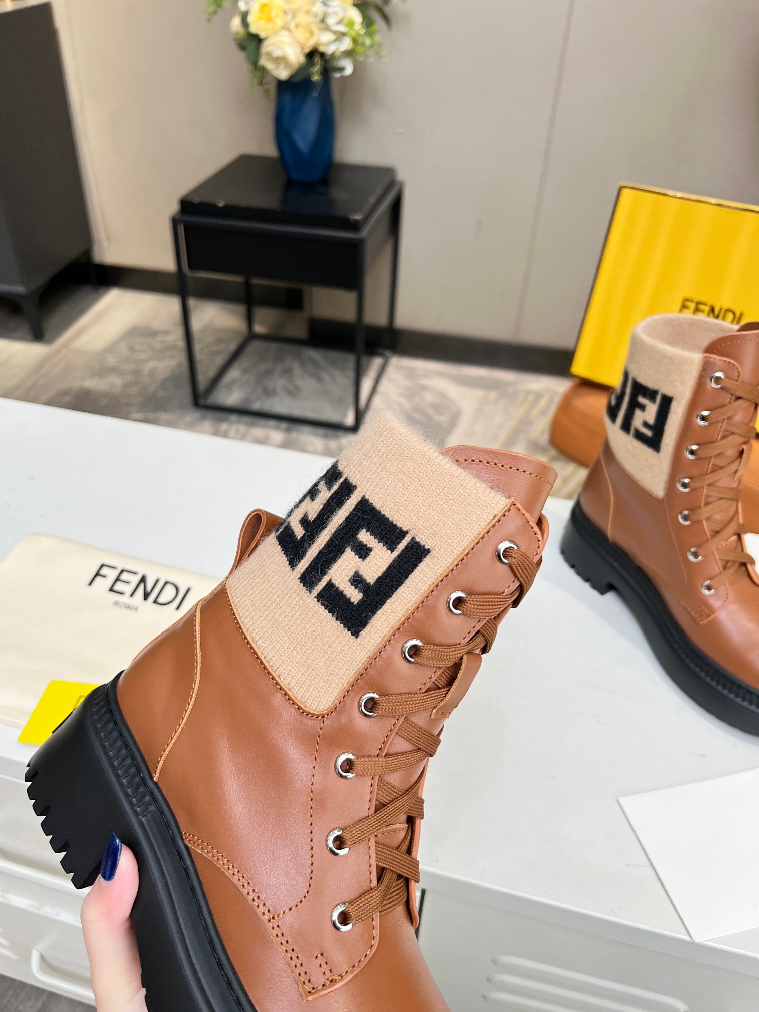 Women F*endi Top Sneaker