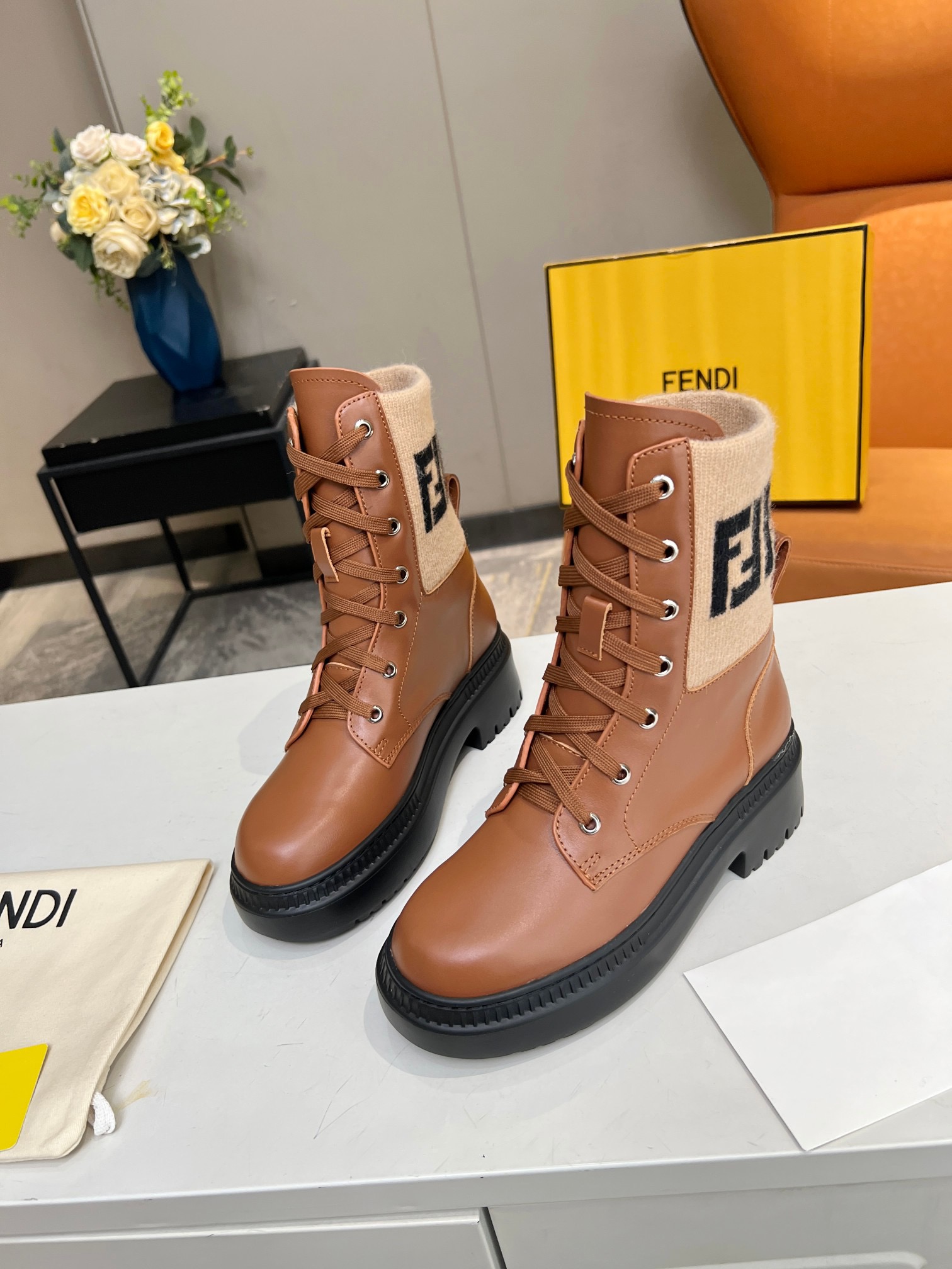 Women F*endi Top Sneaker