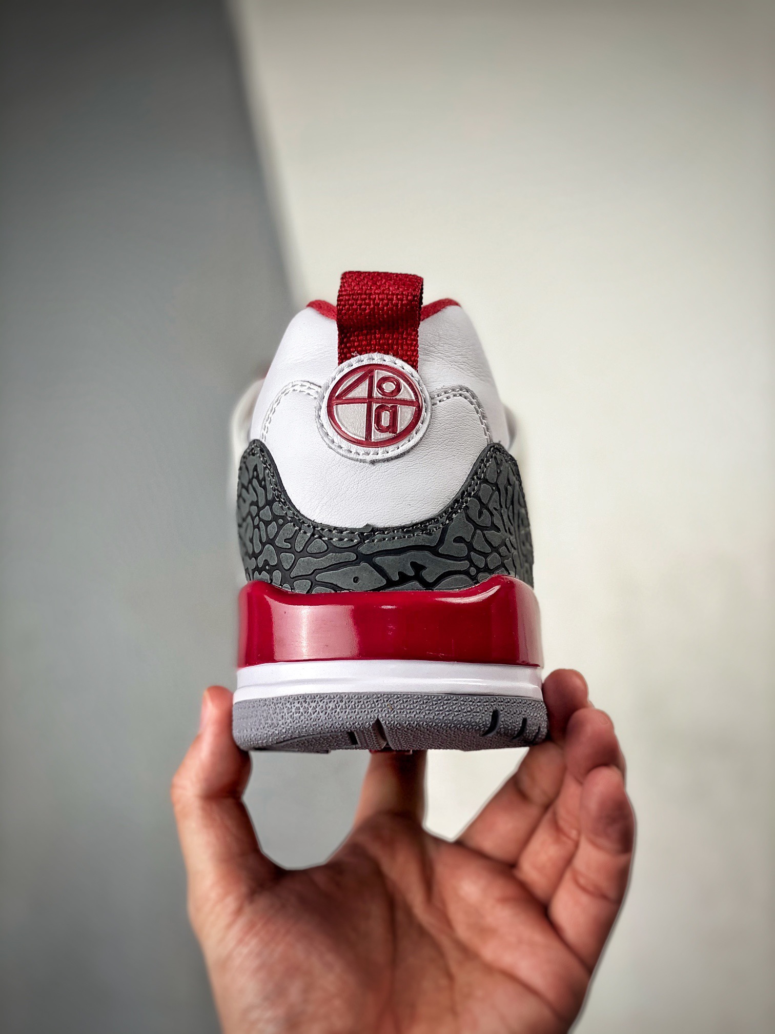 Nike Air Jordan spisike low aj