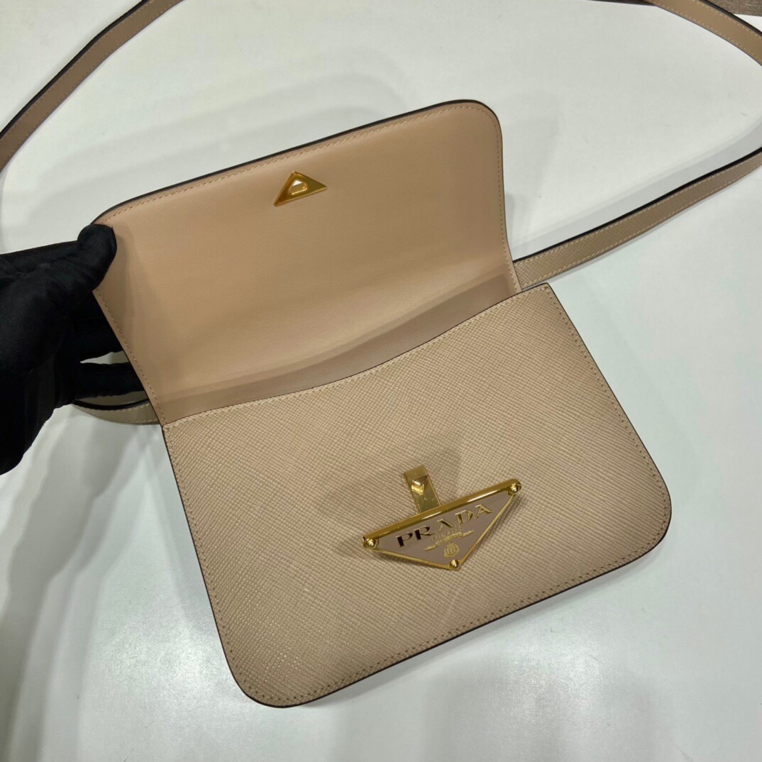 P*rada Bag Top Quality