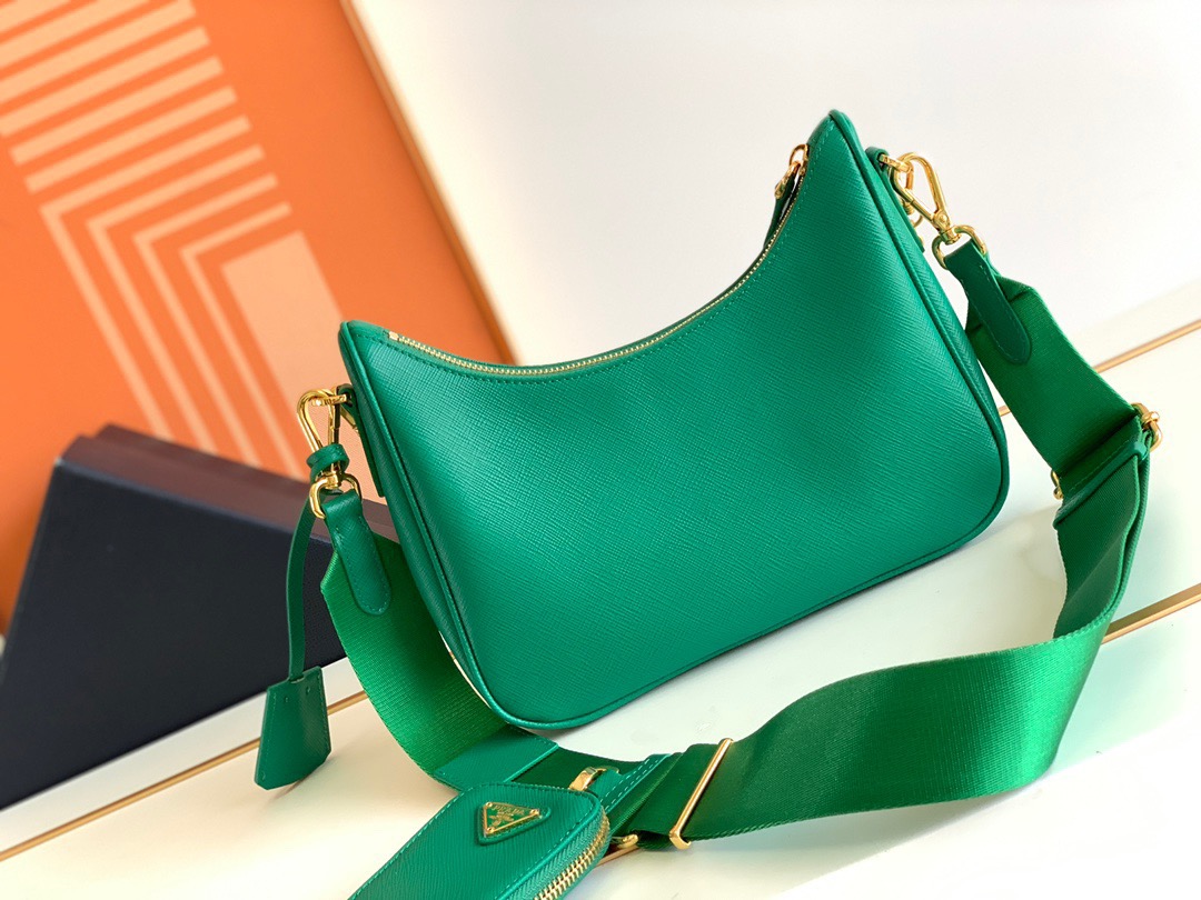 P*rada Bag Top Quality
