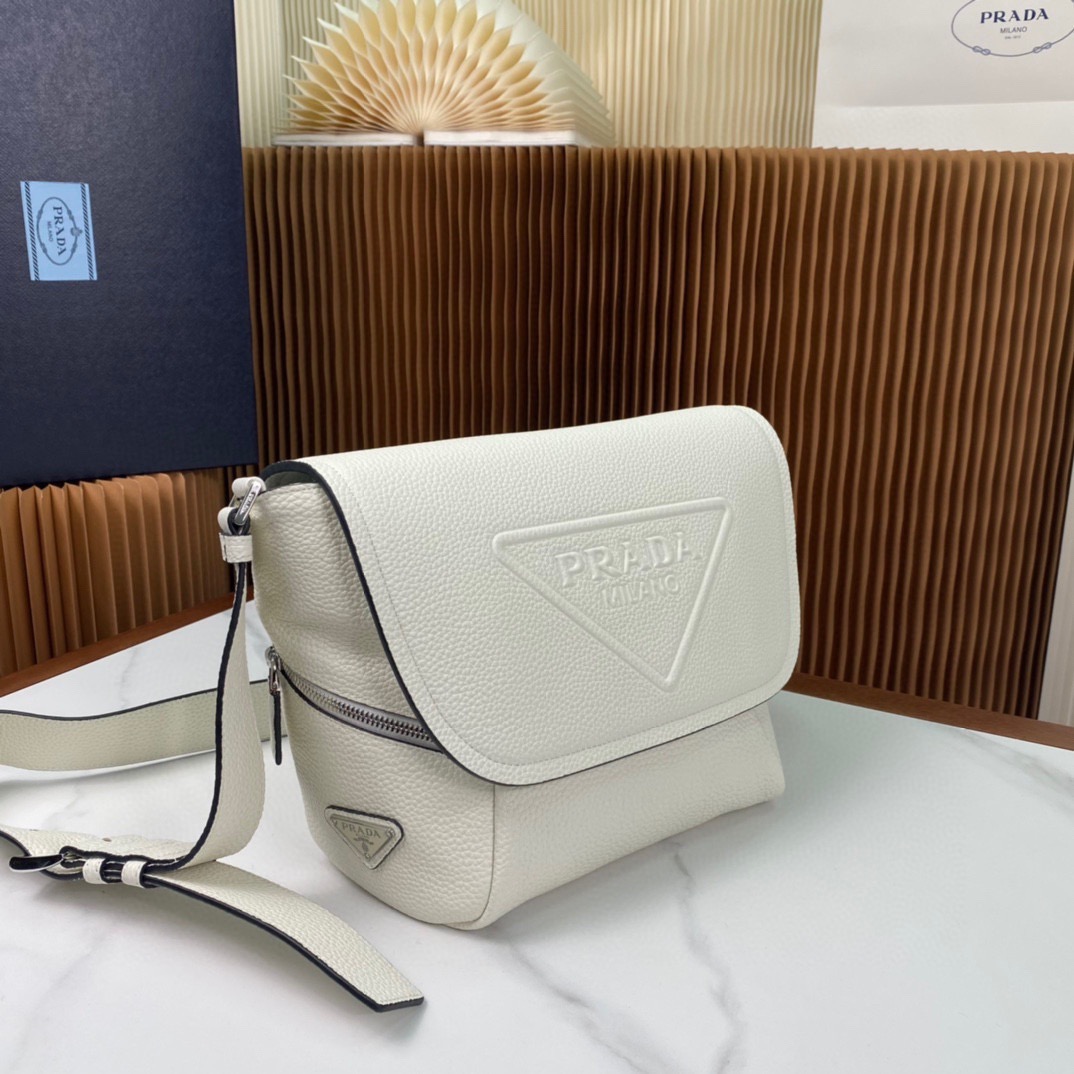 P*rada Bag Top Quality