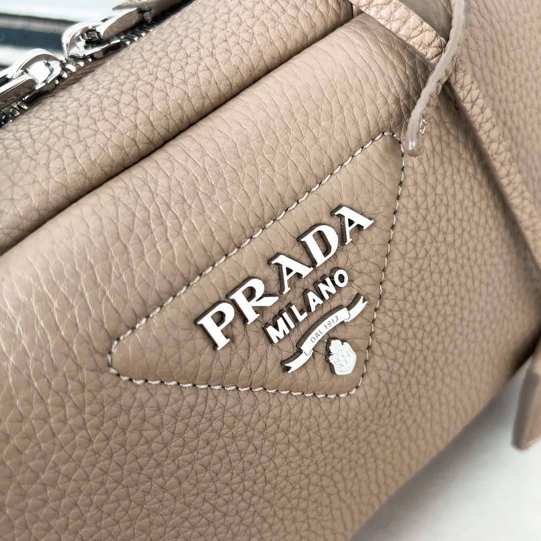 P*rada Bag Top Quality