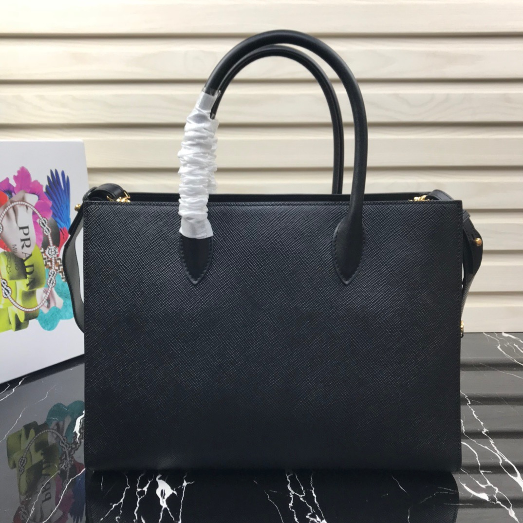 P*rada Bag Top Quality