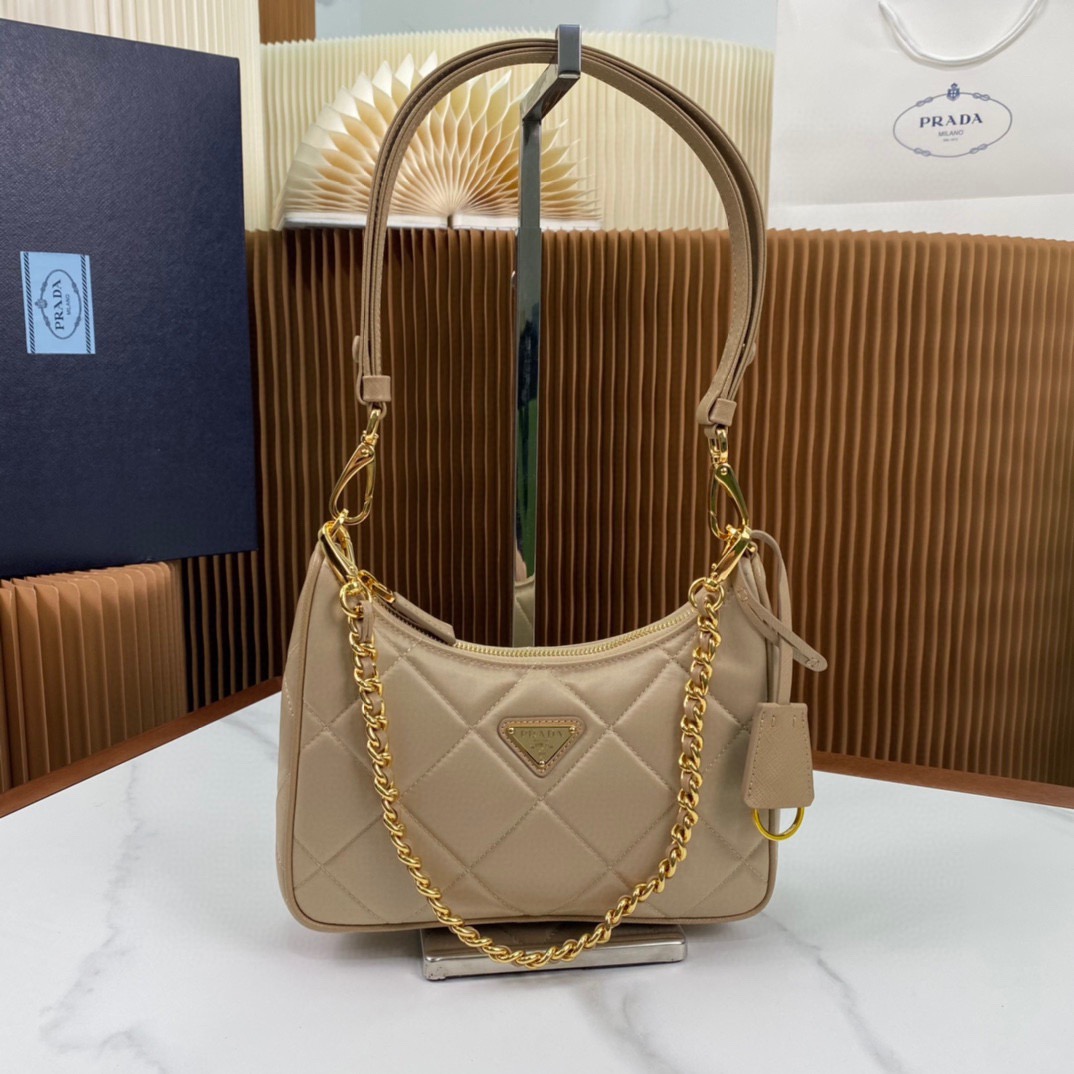 P*rada Bag Top Quality