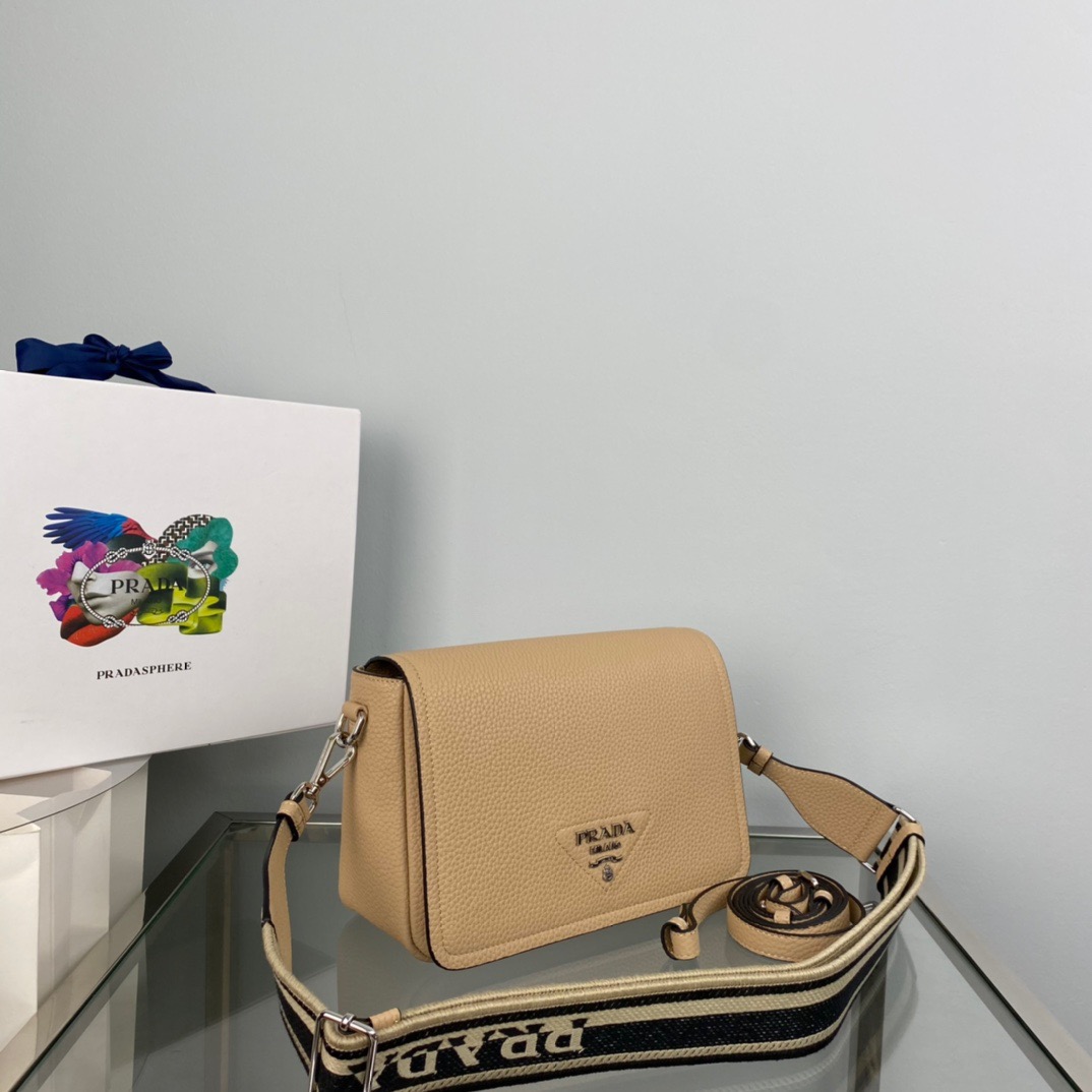 P*rada Bag Top Quality