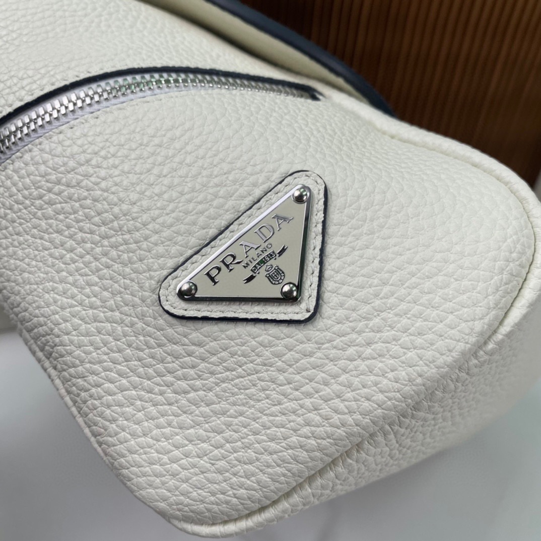 P*rada Bag Top Quality