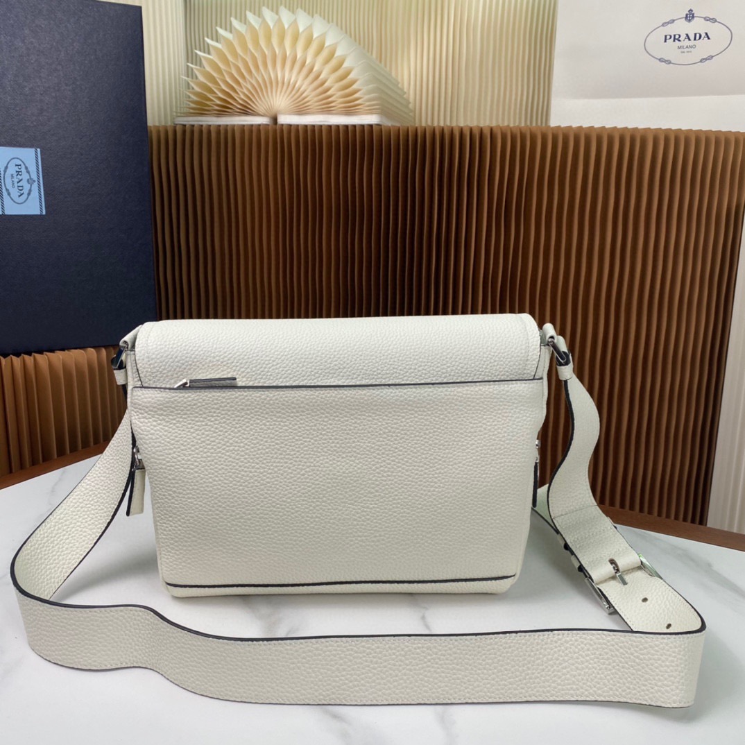 P*rada Bag Top Quality