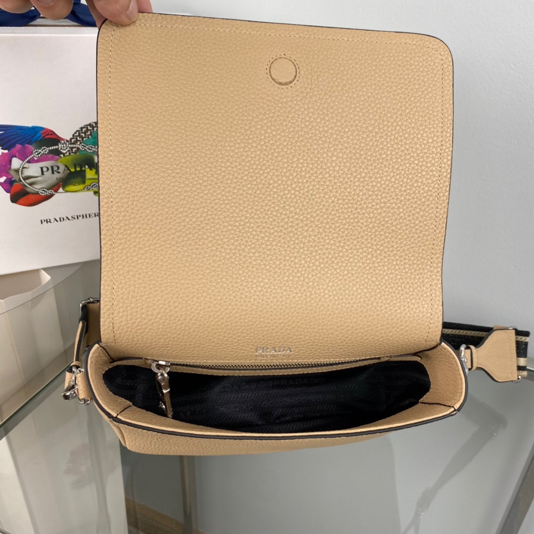 P*rada Bag Top Quality