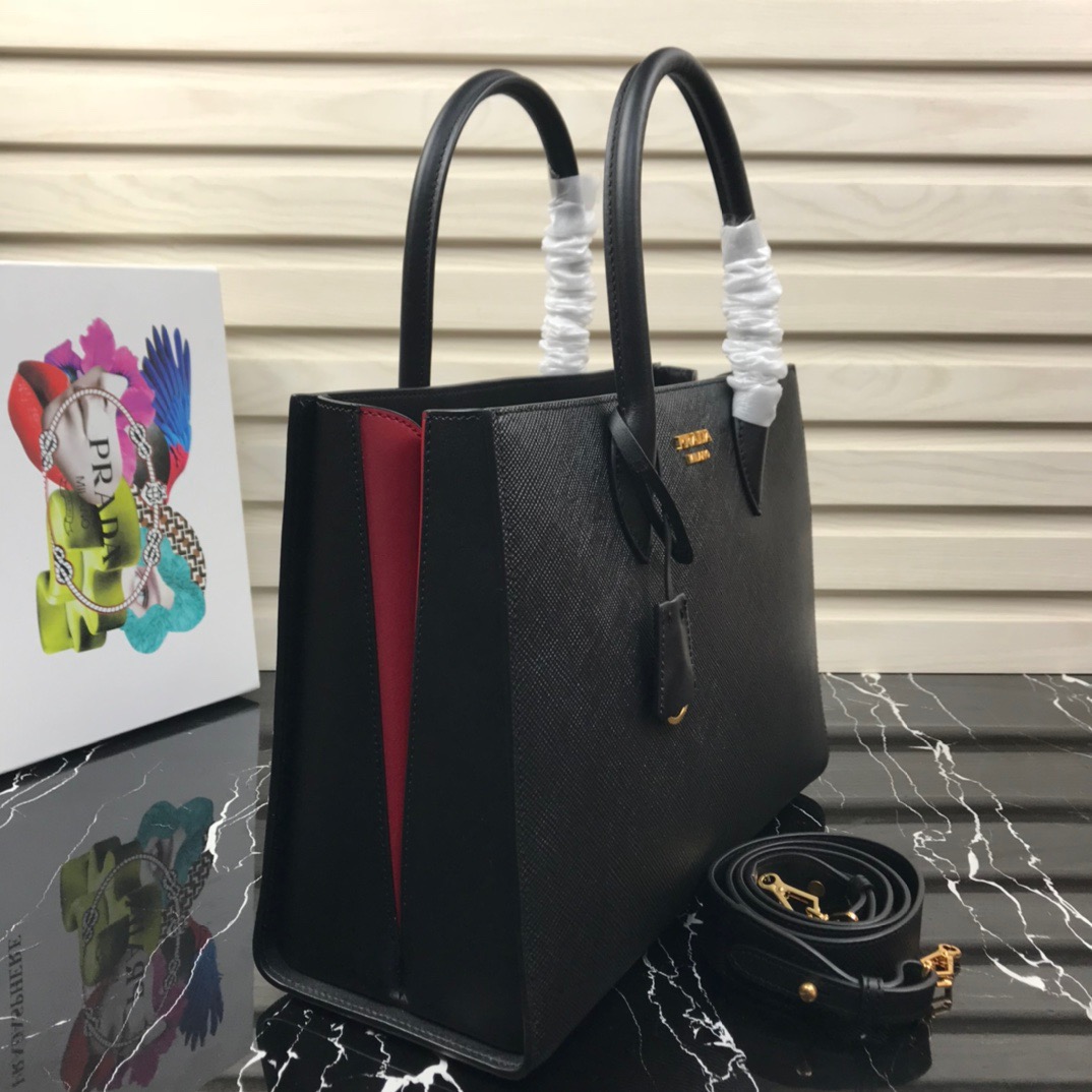 P*rada Bag Top Quality