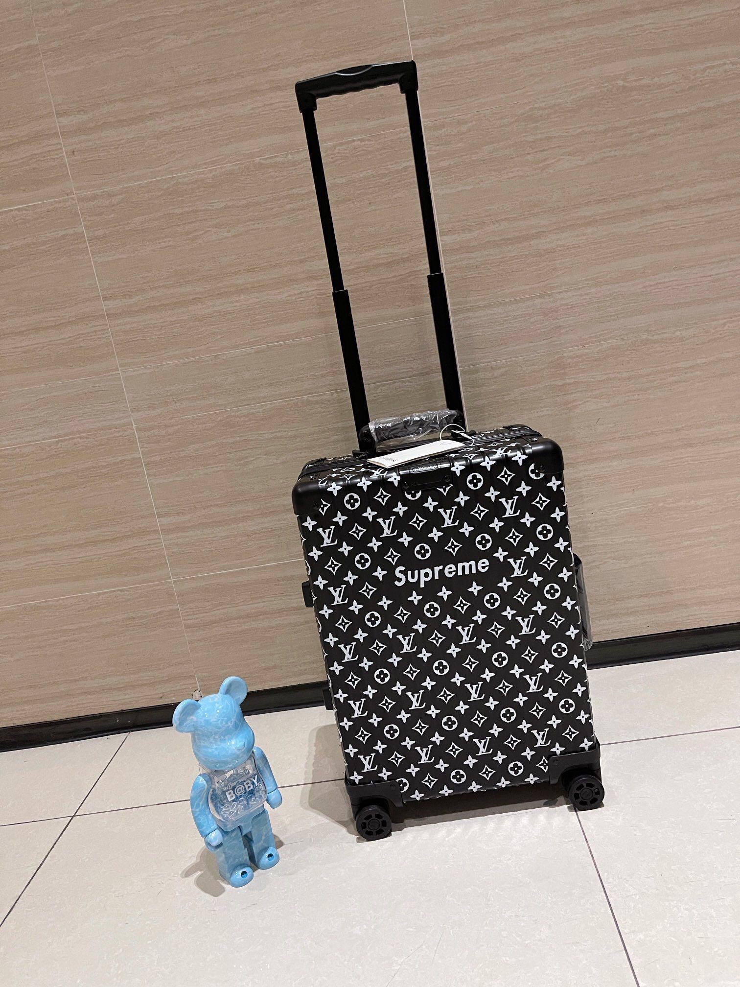 L*V S*upreme r*imowa Luggage