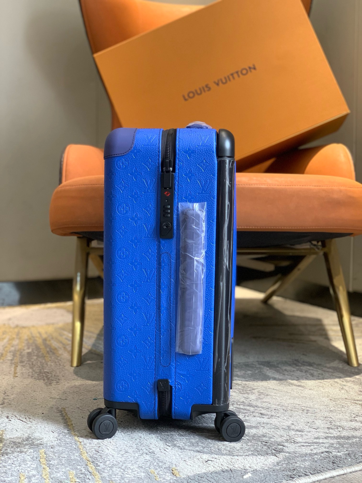 L*ouis V*uitton Luggage