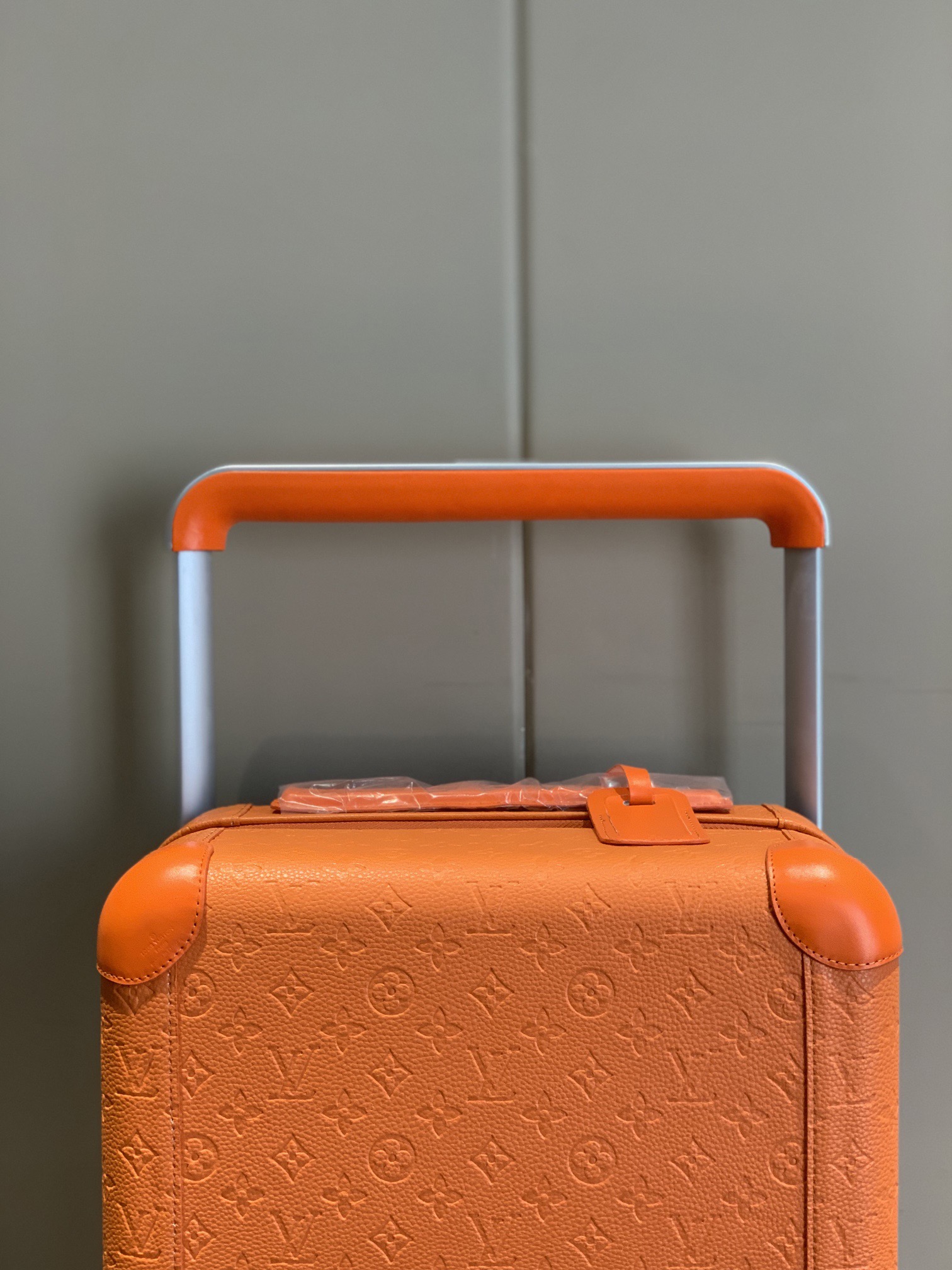 L*ouis V*uitton Luggage
