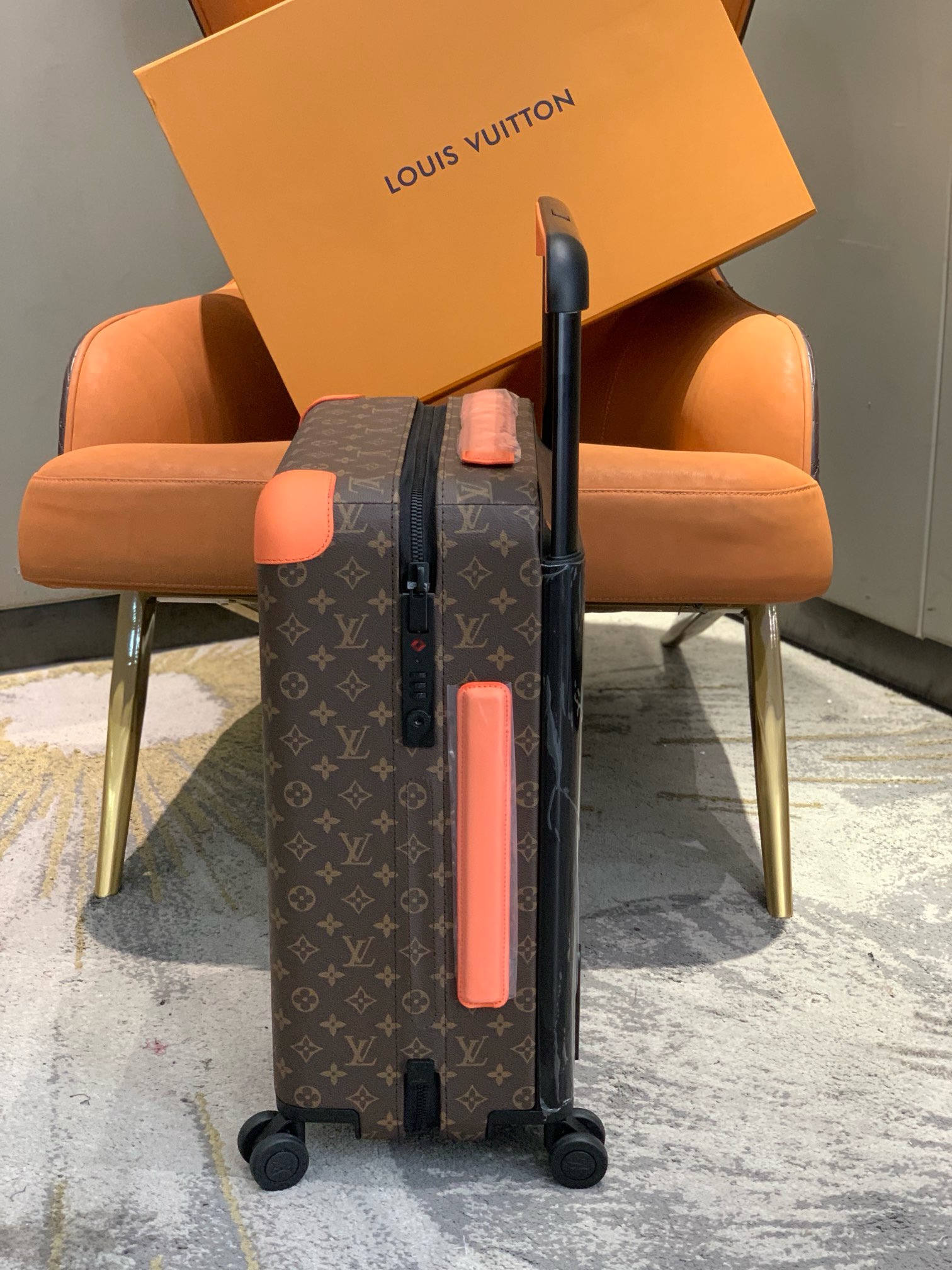 L*ouis V*uitton Luggage