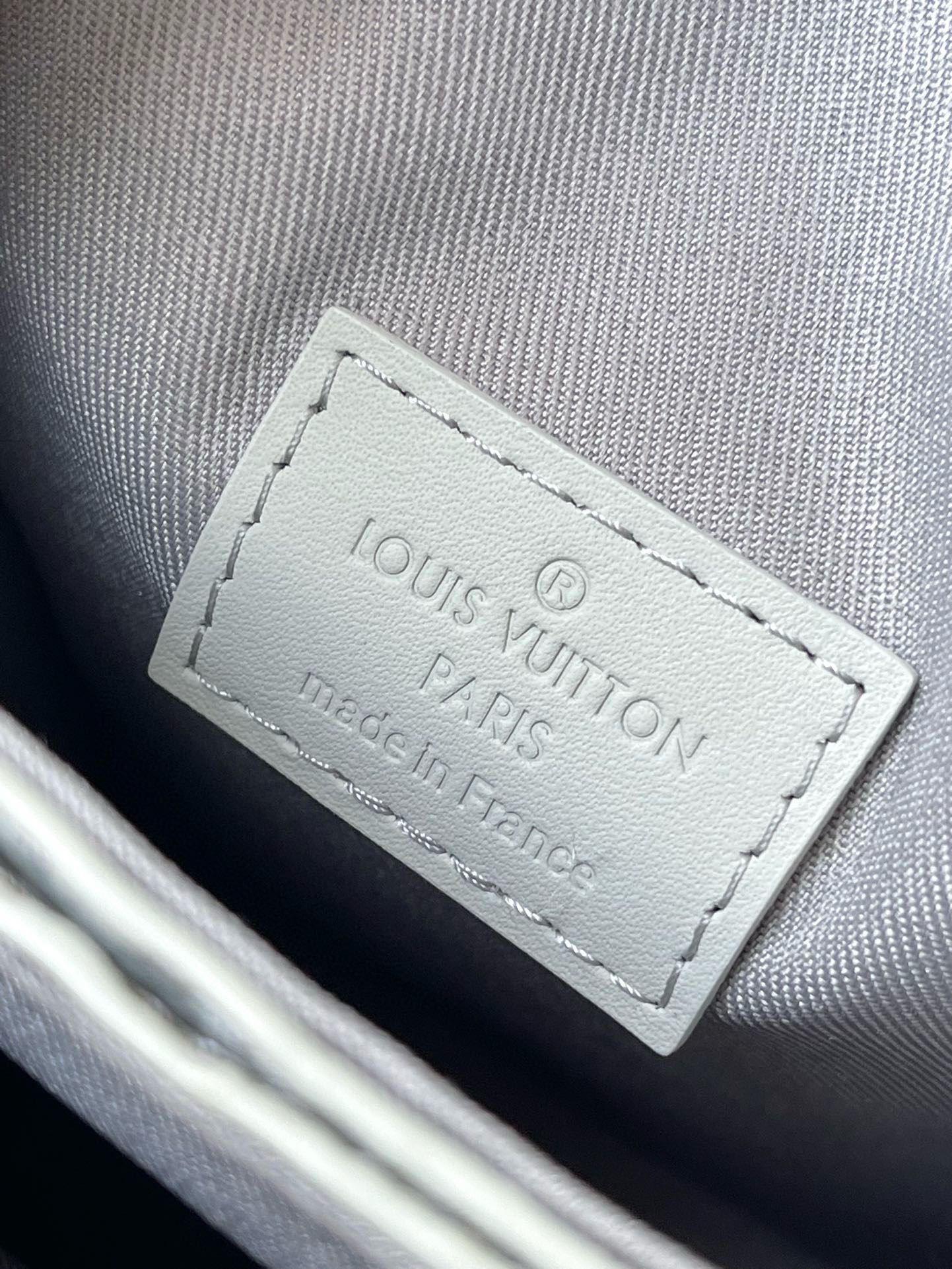 L*ouis V*uitton Top Bag