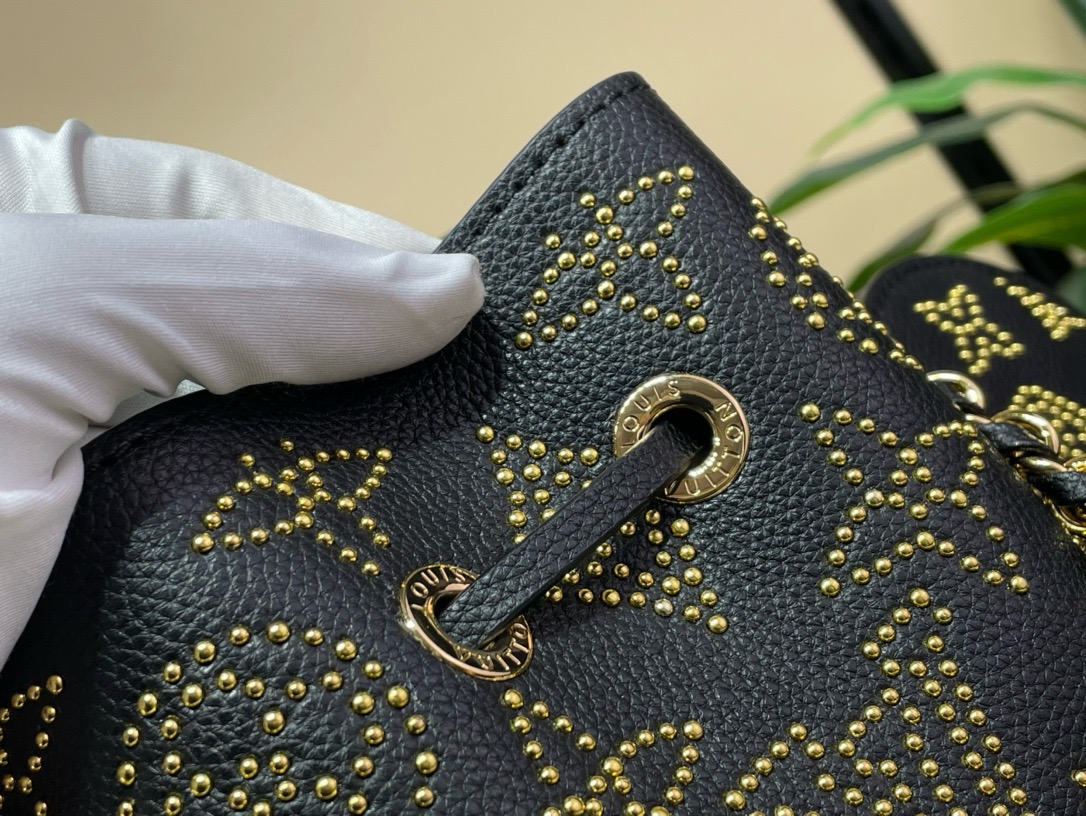 L*ouis V*uitton Top Bag