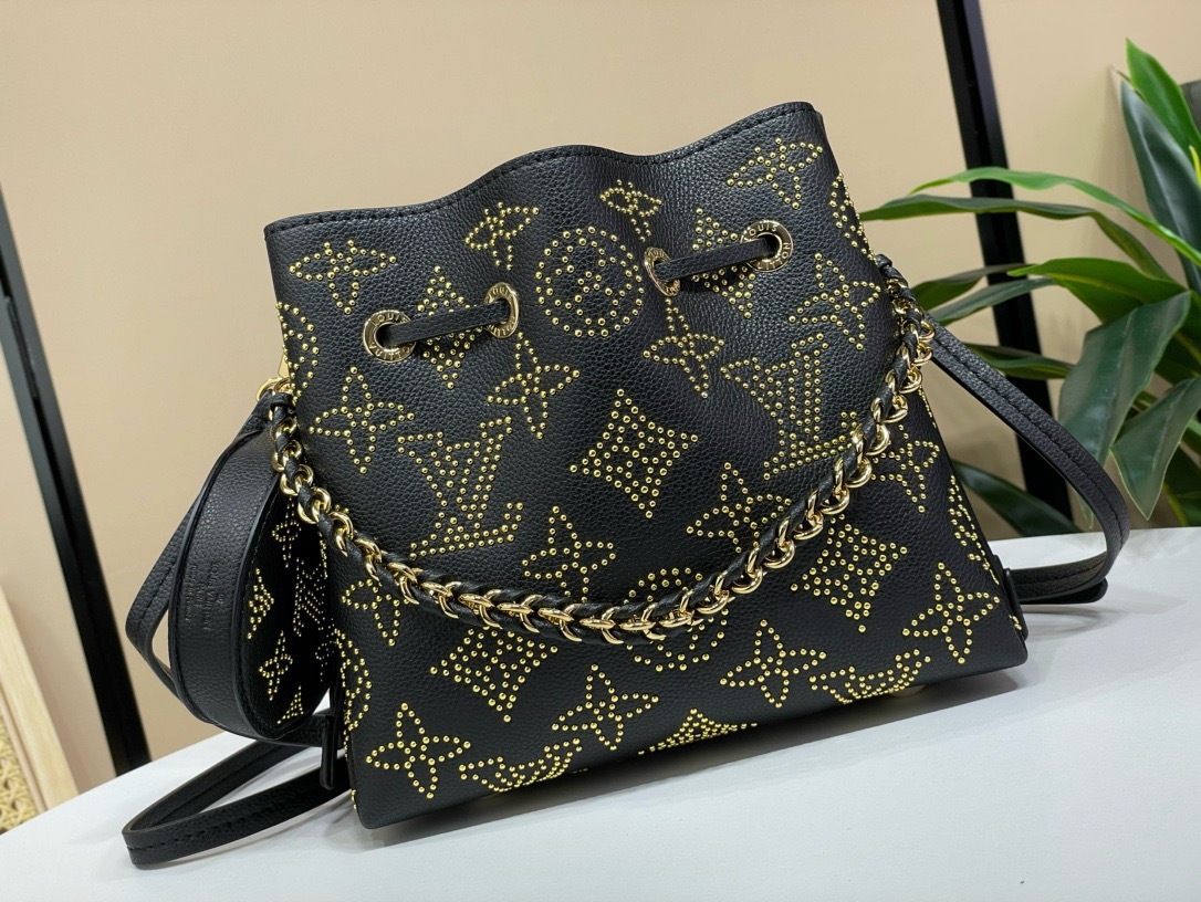 L*ouis V*uitton Top Bag