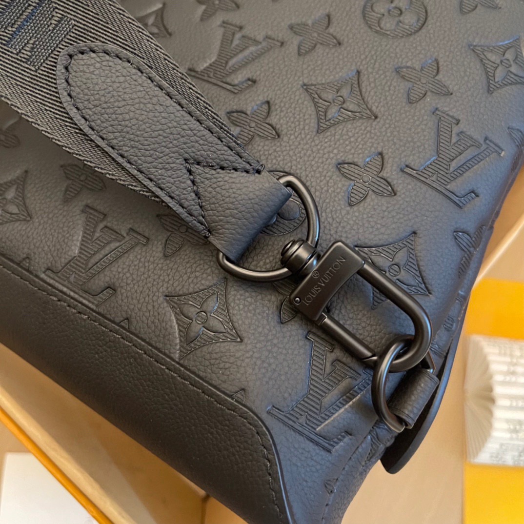 L*ouis V*uitton Top Bag