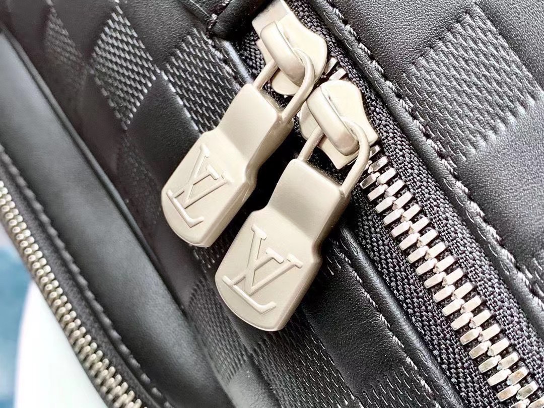 L*ouis V*uitton Top Bag