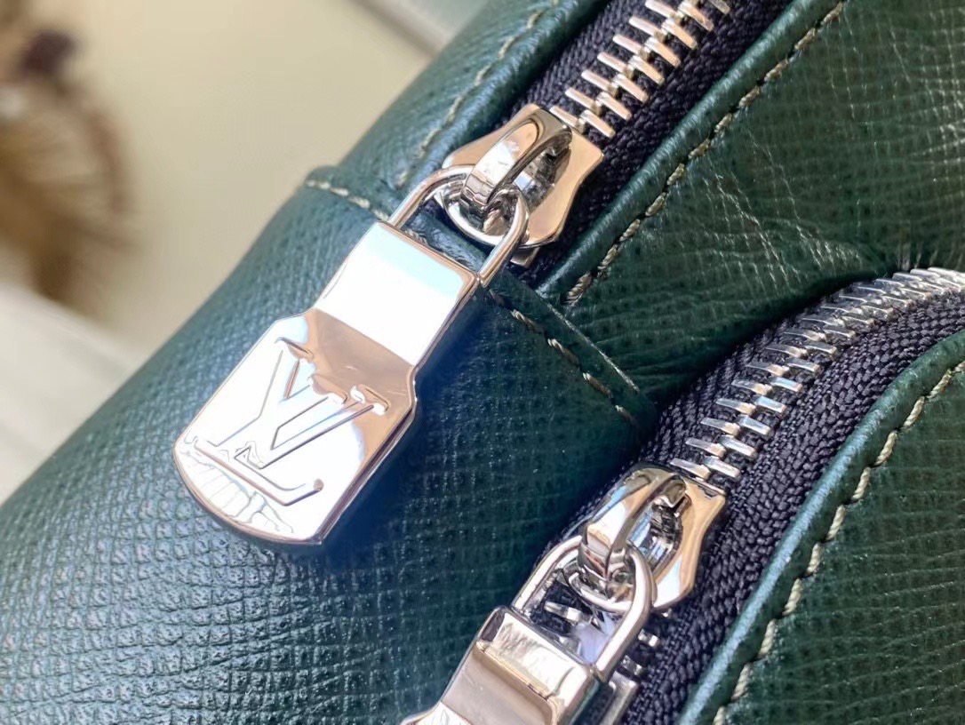 L*ouis V*uitton Top Bag