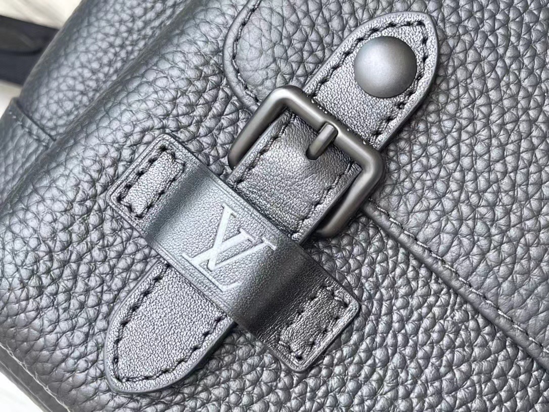 L*ouis V*uitton Top Bag