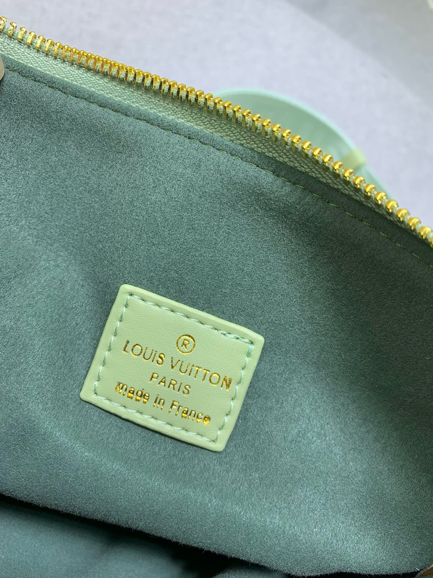 L*ouis V*uitton Top Bag