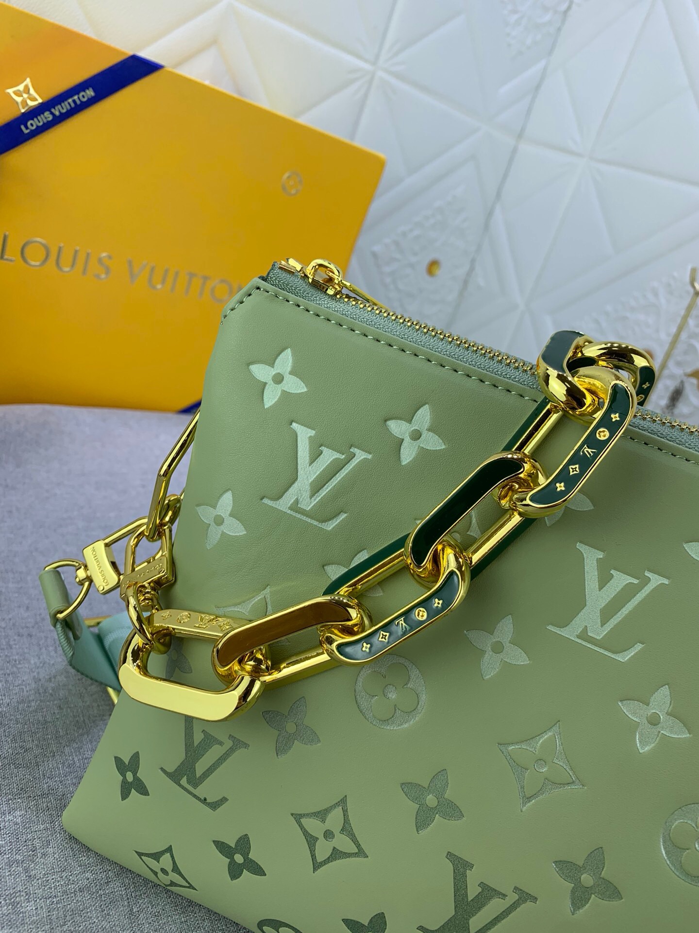 L*ouis V*uitton Top Bag