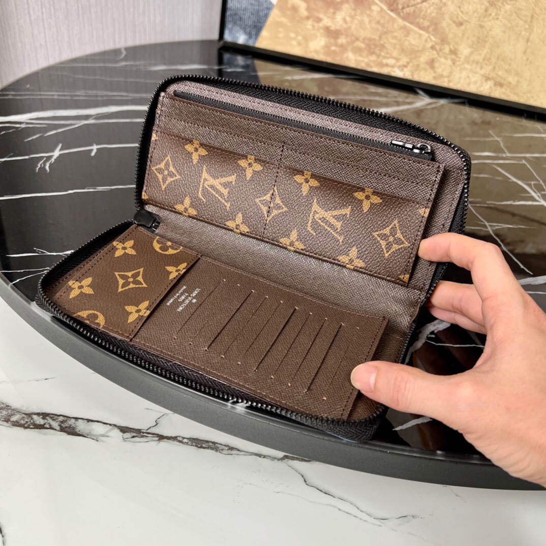 L*ouis V*uitton Top Bag