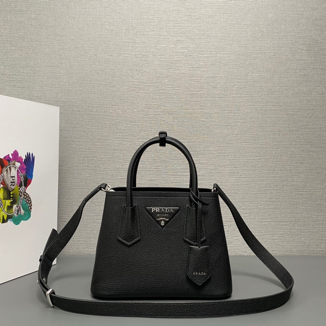 P*rada Bag Top Quality