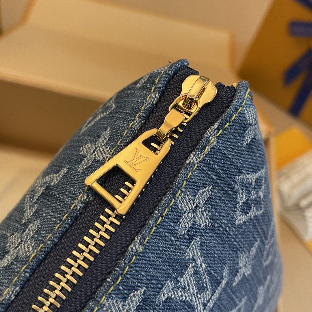 L*ouis V*uitton Top Bag